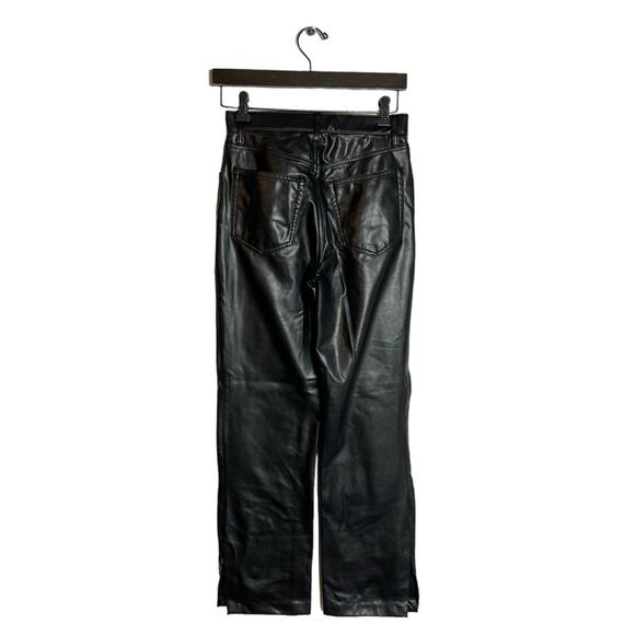 Abercrombie & Fitch vegan leather 90’s straight ultra high rise 26 short - Picture 5 of 9